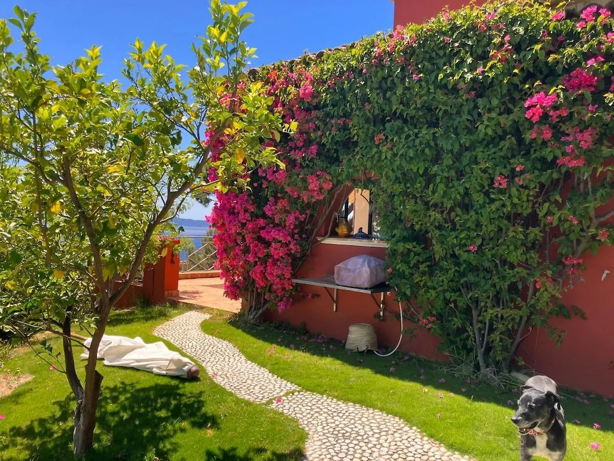 Villa Li Maiou Beautiful Sea View Property, Very Quiet Rayol-Canadel-sur-Mer