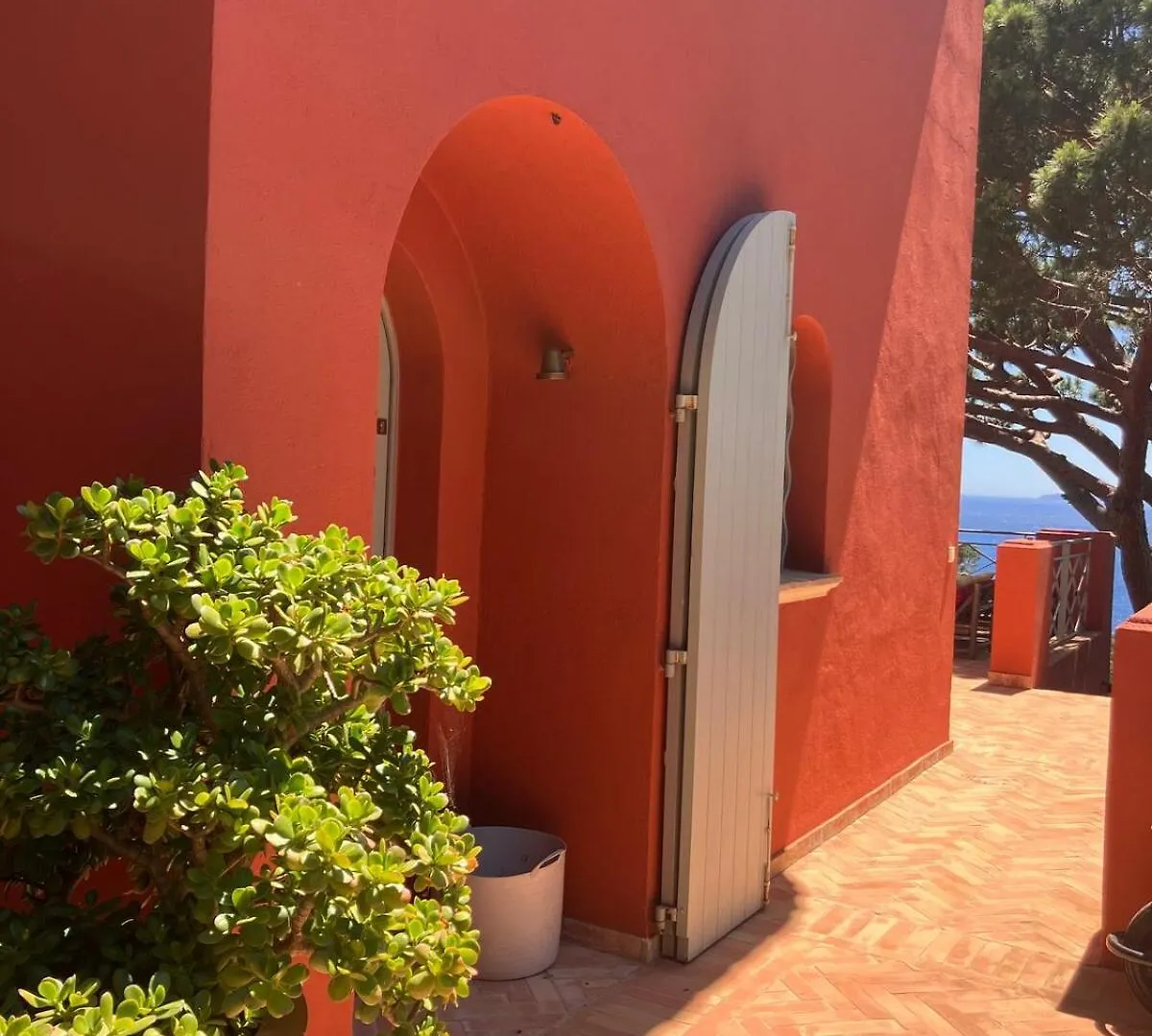 Villa Li Maiou Beautiful Sea View Property, Very Quiet Rayol-Canadel-sur-Mer France
